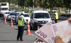 Trafik cezalarında rekor artış; Ehliyetsiz araç kullananlar servet ödeyecek; 2025 Trafik Cezaları Listesi