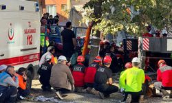 Gebze'de çöken binanın enkazından bir cansız beden çıkarıldı