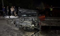 Diyarbakır'da polisten kaçan araç, 3 araca çarptı: Yaralılar var