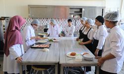 Diyarbakır’da yemek fabrikası gibi okul