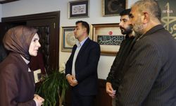 Bakan Göktaş’tan Rojin Kabaiş’in babasına ziyaret