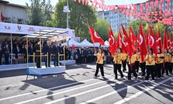 Diyarbakır’da Cumhuriyetin 102. yılı coşkuyla kutlandı