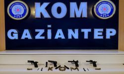 Silah kaçakçıları yakalandı