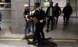 Kız kardeşine kaynar su döktü