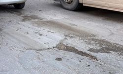 Kırmızı ışıkta yolu betonla kaplayan miksere ceza