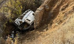 Öğrenci servisi uçuruma yuvarlandı: Çok sayıda yaralı