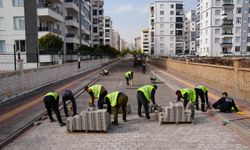 Bağlar'da yol çalışmaları sürüyor