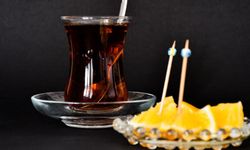 Çayın yanındaki limona para isteyen işletmeye ceza yağdı