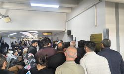 Diyarbakır’da personel ve sistem eksikliği; Yoğun bakım hastası yakını 3 saat sıra bekledi