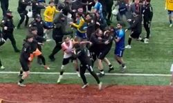 Amatör maçta futbolcular arasında tekmeli yumruklu kavga