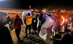 Mardin'de cip şarampole devrildi: Yaralılar var