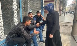 Diyarbakır'ın kadın muhtarı kentsel dönüşüm için sahada