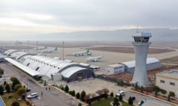 2,5 yıl sonra ilk Türk Uçağı Süleymaniye’ye indi