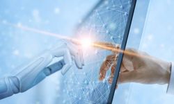 Yapay zeka 10 yılda 3 milyon işi yok edebilir: Hangi meslekler risk altında?