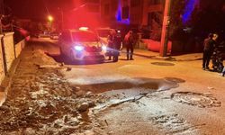 Yeni asfaltlanan bölümde göçük oluştu