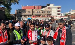 Zahospor taraftarları Diyarbakır’da; Amedspor’dan sıcak karşılama