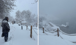 Van’da tarihi kilise karla kaplandı
