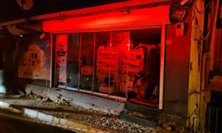 Kolonlarında çatlak oluşan bina boşaltıldı