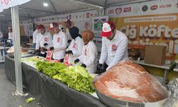 Çiğ köfte severler festivalde buluştu