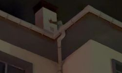 Korku dolu anlar…İntihar etmek için çatıya çıktı