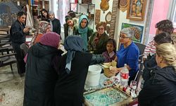 Diyarbakır’da kadınlar ebru ile renkleniyor!