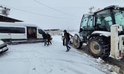 Diyarbakır Hazro’da kar seferberliği: Kapalı yollar açılıyor