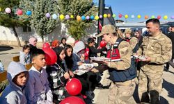 Diyarbakır’da jandarmadan engellilere anlamlı ziyaret