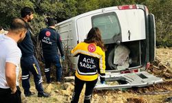 Gaziantep'te minibüs şarampole uçtu: Ölü ve yaralılar var