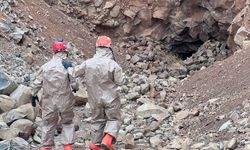 Define arayan şahıs mağarada ölü bulundu