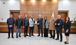 Turizmcilerden Diyarbakır Valisi Zorluoğlu’na ziyaret