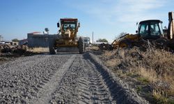 Diyarbakır’da Kayapınar Belediyesi’nden kış öncesi yol seferberliği