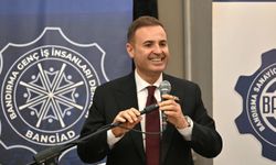 Umre’den Erdoğan’a selam, kulisler alevlendi: Ahmet Akın AK Parti’ye mi geçiyor?