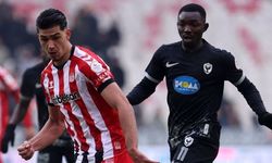 Amedspor zorlu deplasmandan lider döndü