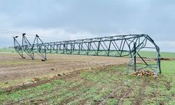 Mardin Derik’te elektrik hırsızlığı direkleri yıktı!