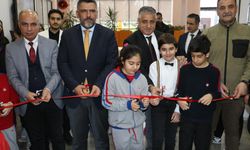 Diyarbakır’da öğrenciler sanat ve gazeteciliği buluşturdu