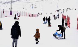 Yarıyıl tatilinde kayak tesislerinde yoğunluk