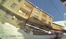 Kızakla kayan çocuk otobüsün altında kaldı