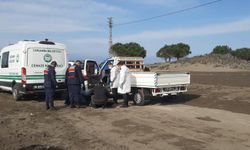 Bir genç kamyonette ölü bulundu