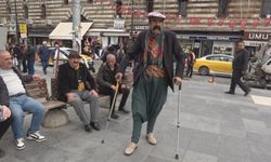 Diyarbakır’ın “Kemal Dayısı” sağlığına kavuşup halay başına dönmek istiyor