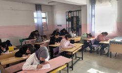 Diyarbakır’da gençler peygamber hayatını öğrenmek için yarıştı