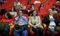 Diyarbakır’da çok dillilik ve anadilin geleceği konuşuldu