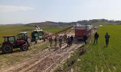 Silahla oynarken kazara kendini yaraladı