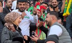 Amedspor maçında tribünde evlilik teklifi