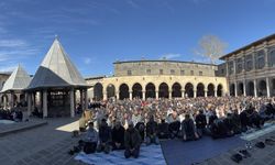 Diyarbakır’da Ramazan’ın ilk cuması: Ulu Cami’ye insan seli