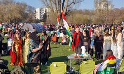 Almanya’daki Kürtler nevrozu coşkuyla kutladı