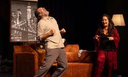 “Aşk Listesi” komedi oyunu tiyatro severlerle buluşacak
