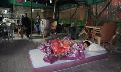 Artçı depremler bitmedi: Buldan’da Vatandaşlar dışarıda sabahladı