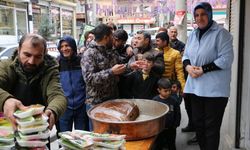 Diyarbakırlı muhtardan çiğköfte ikramı