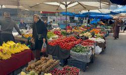 Diyarbakır'da Ramazanda pazar sessizliği; Vatandaş alım gücünden şikayetçi