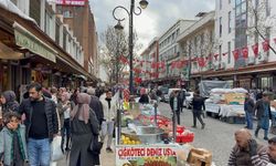 Diyarbakır’da Bayram yaklaştı, çarşılar hareketlendi